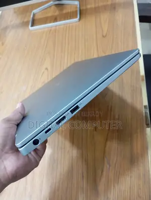 Laptop Dell Latitude 3310 8GB Intel Core i5 SSD 256GB