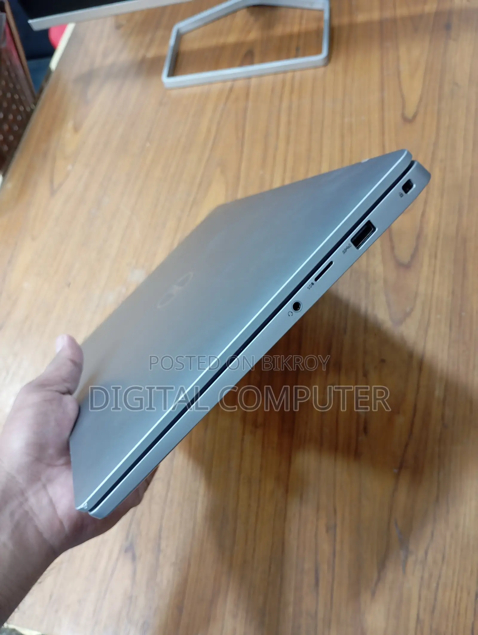 Laptop Dell Latitude 3310 8GB Intel Core i5 SSD 256GB