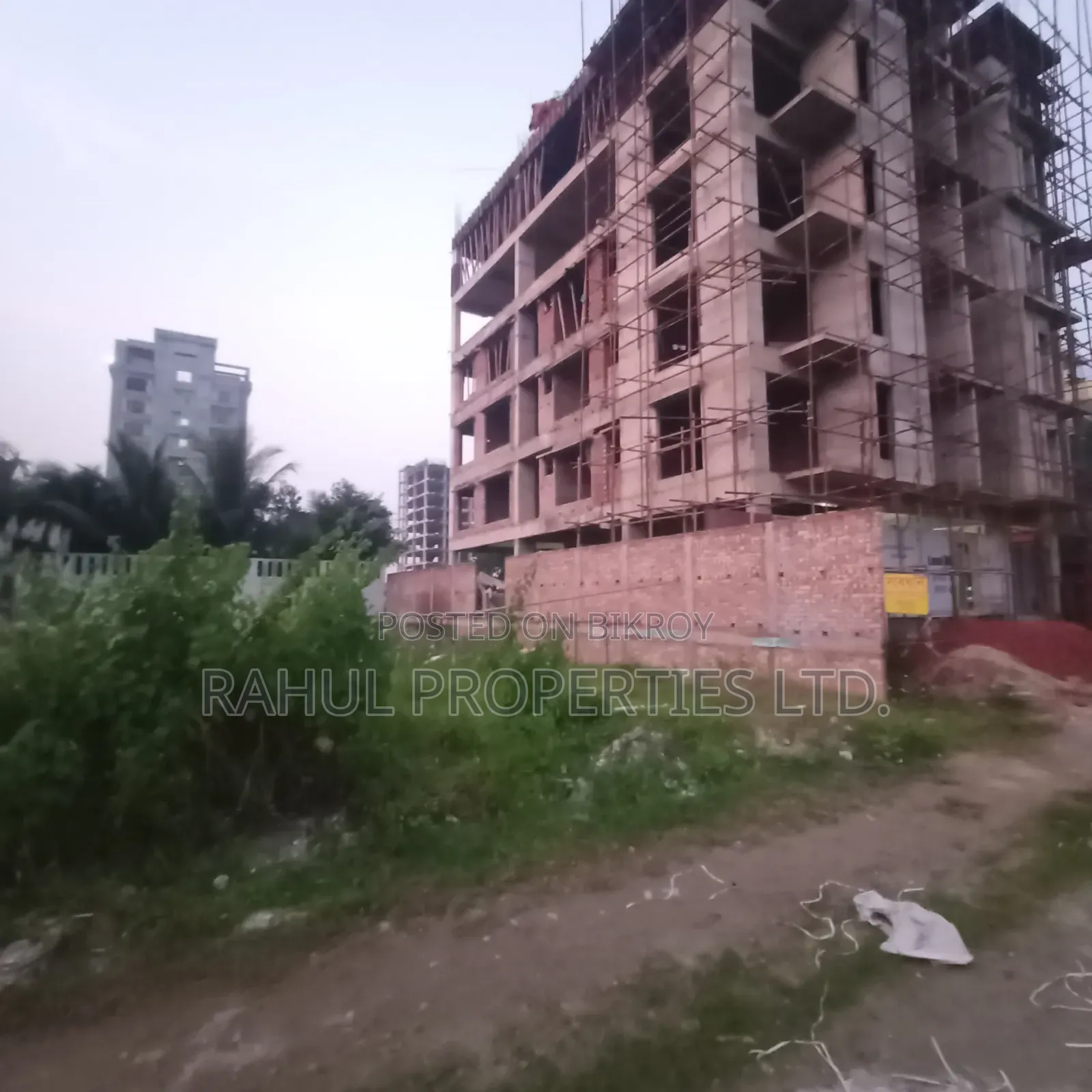 প্লট বিক্রি // ৭.৫০ কাঠা // দক্ষিণমুখী // বসুন্ধরা
