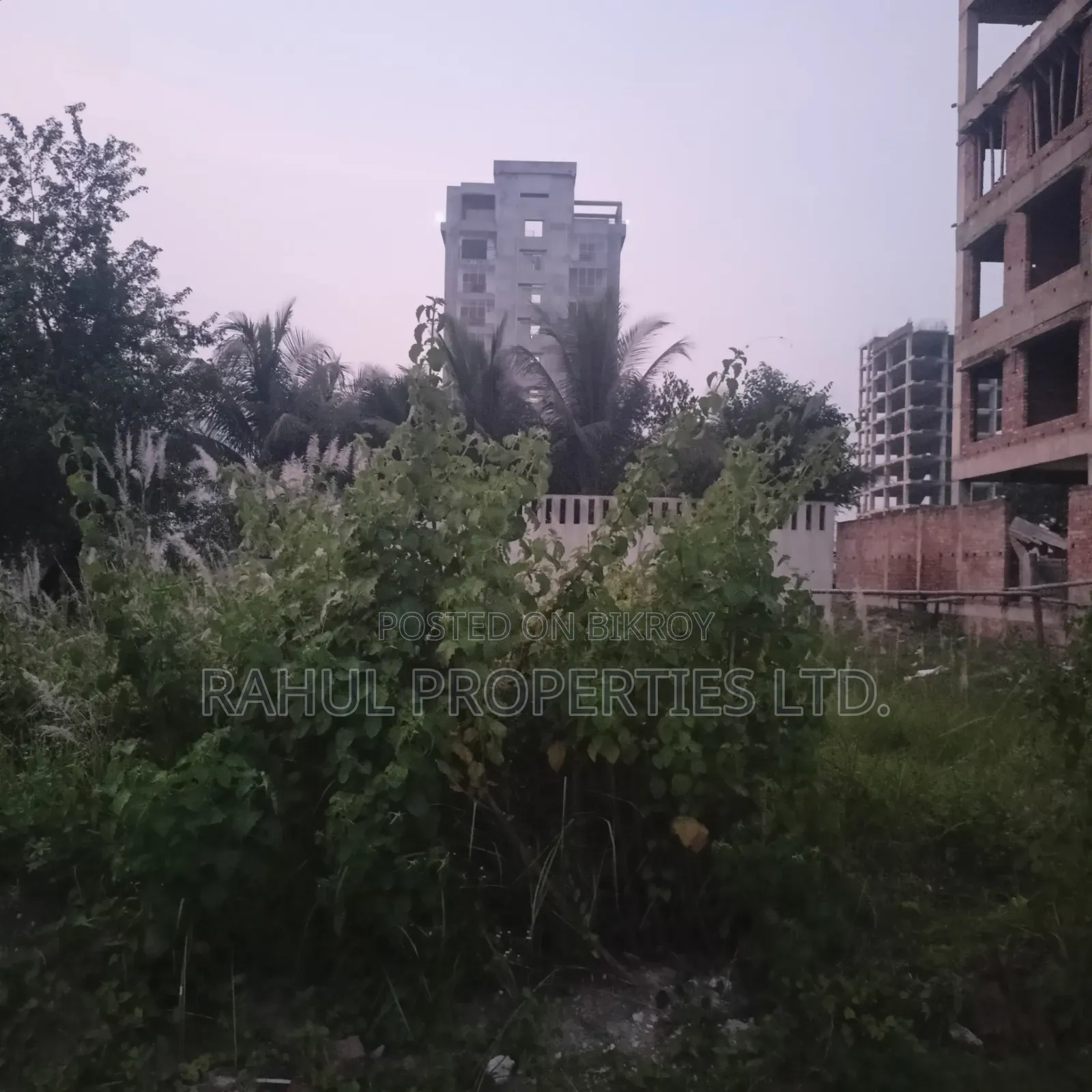 প্লট বিক্রি // ৭.৫০ কাঠা // দক্ষিণমুখী // বসুন্ধরা