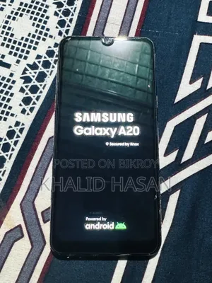 Samsung Galaxy A20 32 GB Black