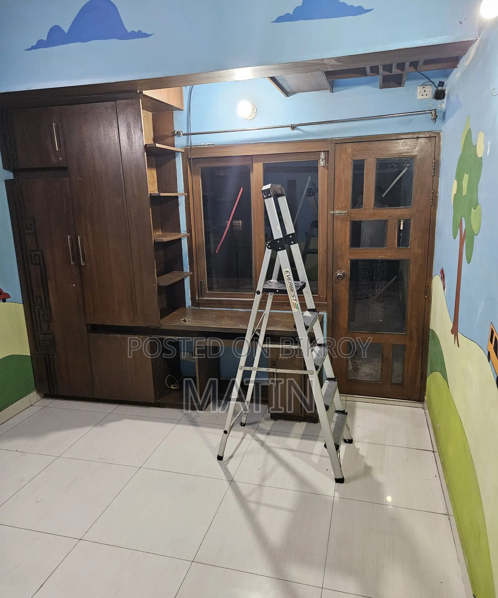 বাংলামোটরে ৩ বেডরুমের অ্যাপার্টমেন্ট ভাড়ার জন্য