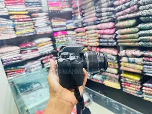 ক্যানন ৭০০ডি