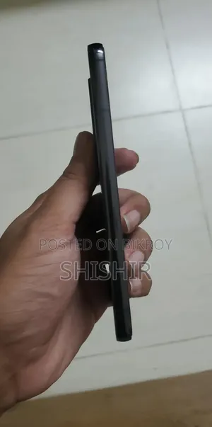 স্যামসাং গ্যালাক্সি এস২২ ৫জি ২৫৬ জিবি ব্ল্যাক