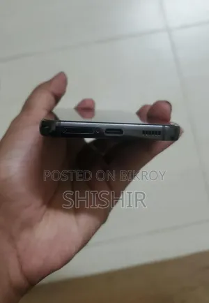 স্যামসাং গ্যালাক্সি এস২২ ৫জি ২৫৬ জিবি ব্ল্যাক
