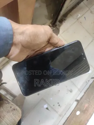 অ্যাপল আইফোন ৮ প্লাস ৬৪ জিবি ব্ল্যাক