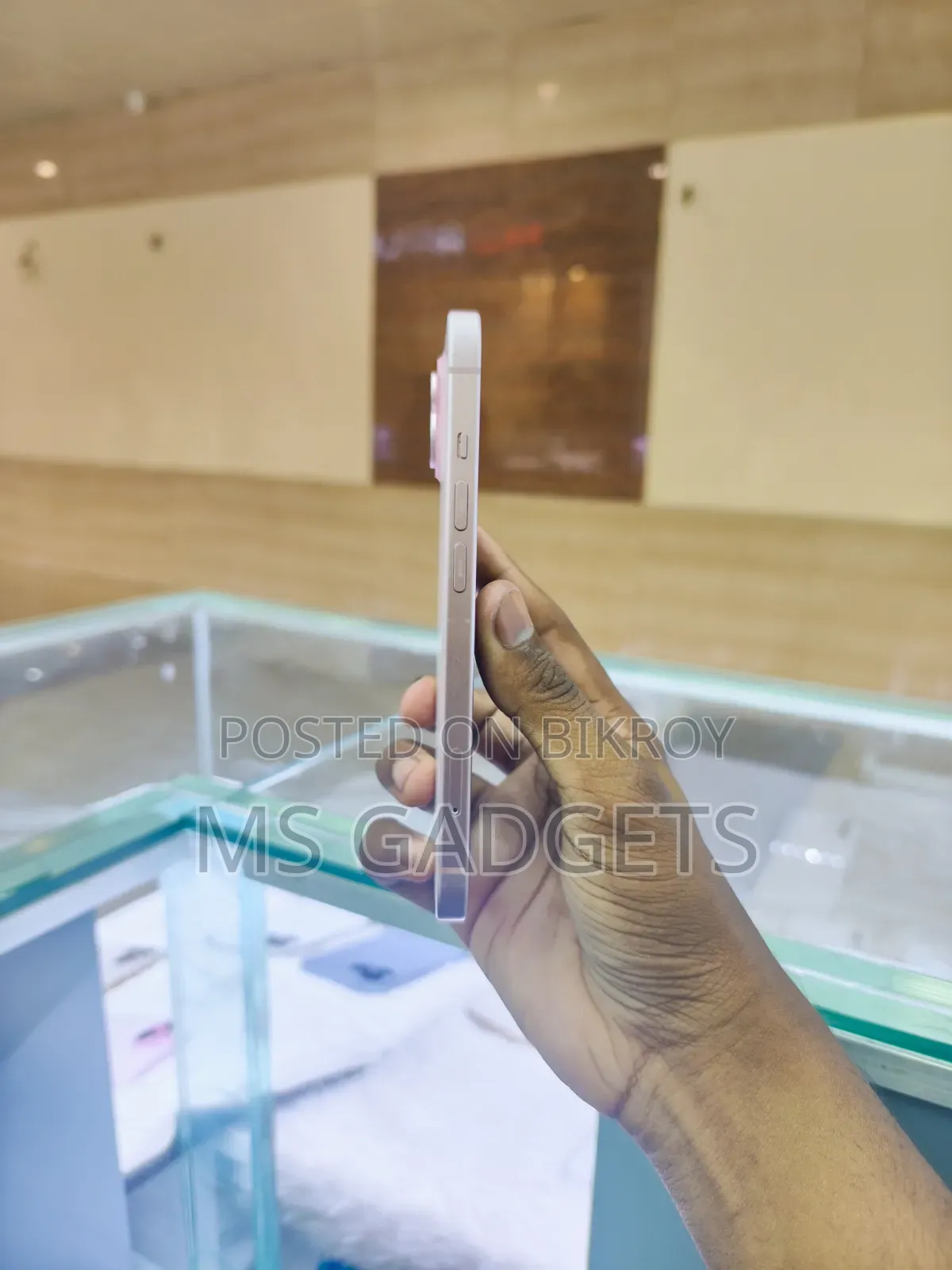 Apple iPhone 15 128 GB Pink