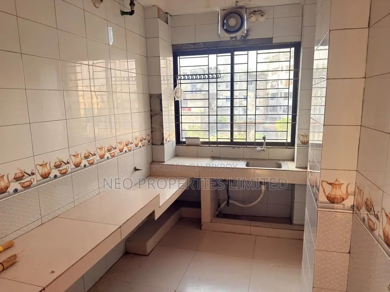 4bdrm Apartment in Not Applicable, Mirpur for sale
