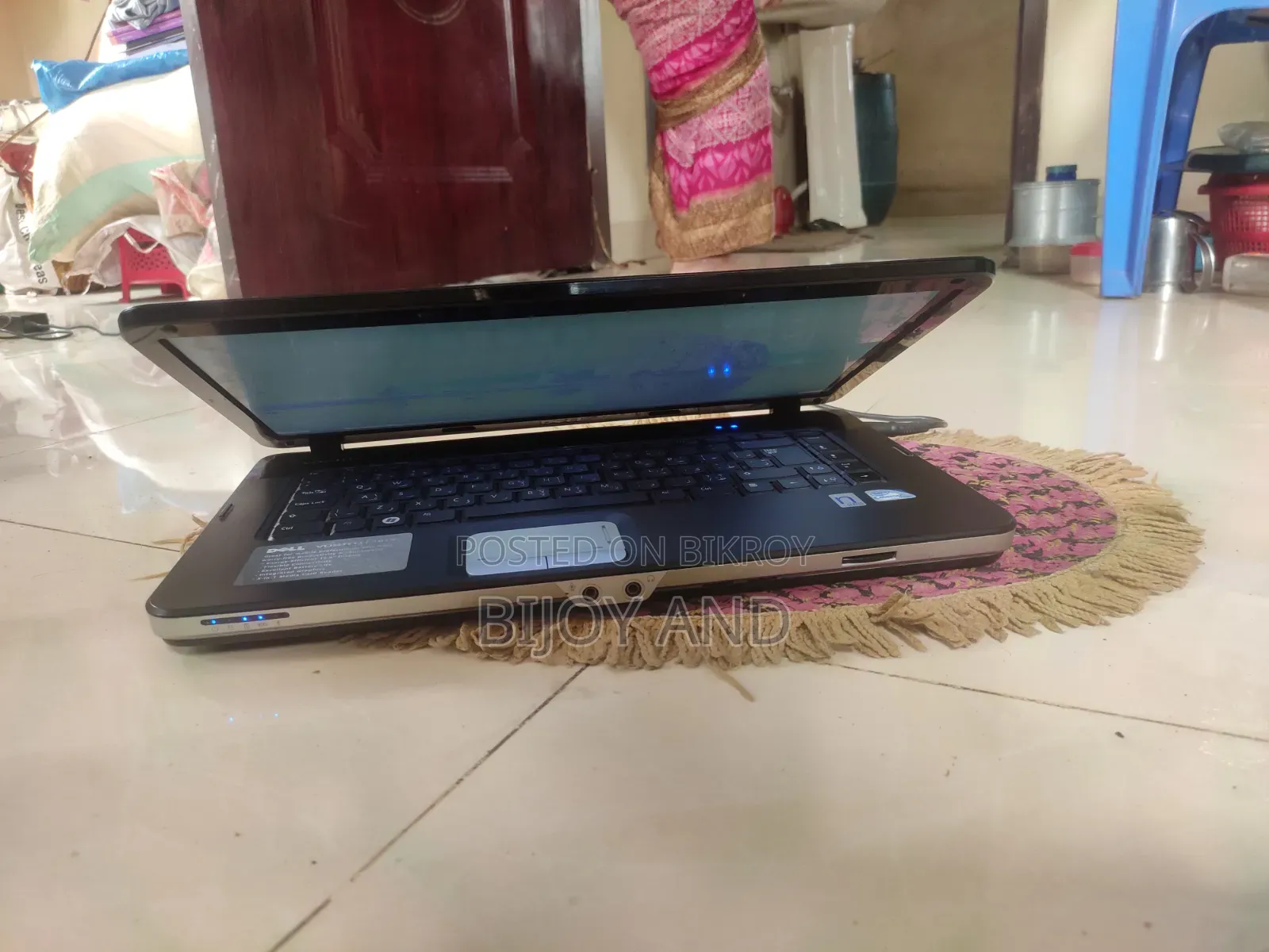 Laptop Dell Vostro 1510 4GB Intel Celeron SSD 350GB