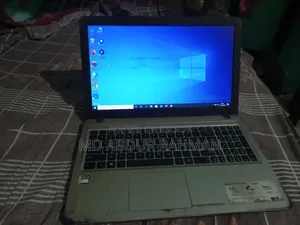 Laptop Asus X540LA 2GB Intel Core i3 HDD 512GB