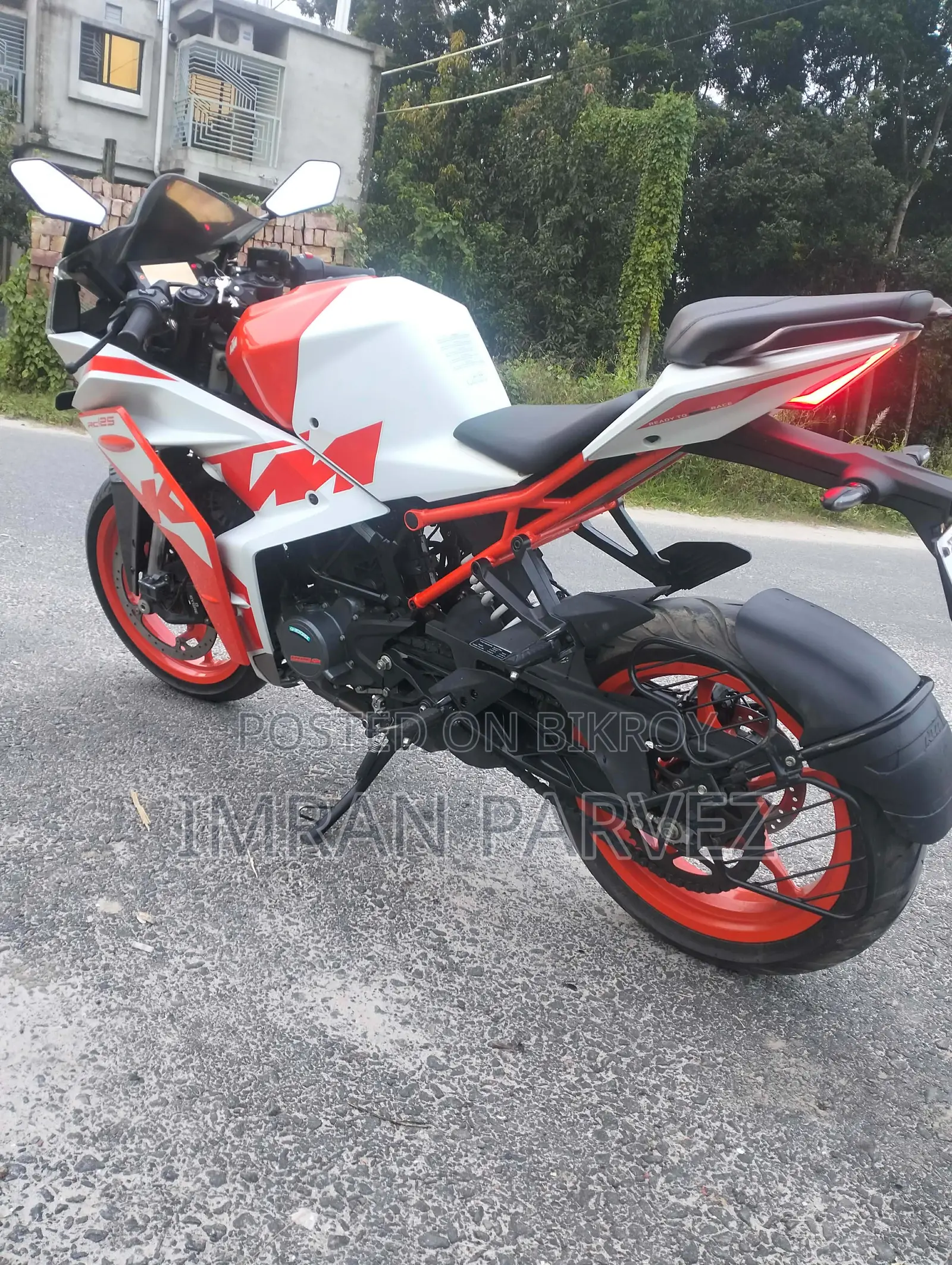 কেটিএম আরসি ১২৫ ২০২৫ অরেঞ্জ