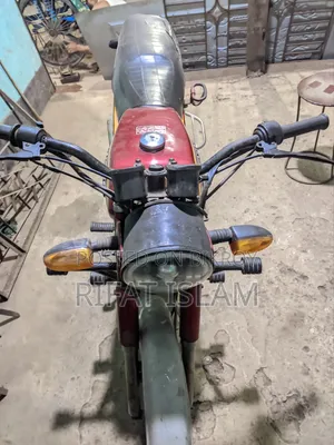 Suzuki Bike 2000 Red