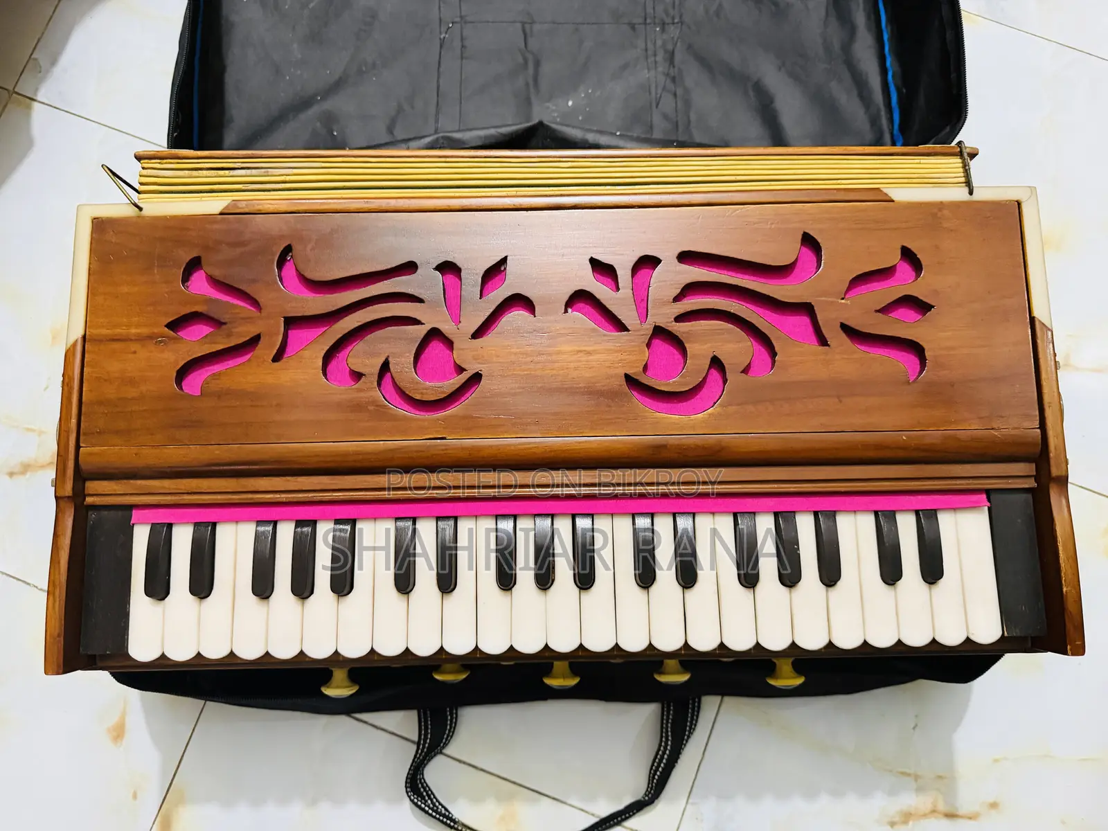 Traditional Harmonium