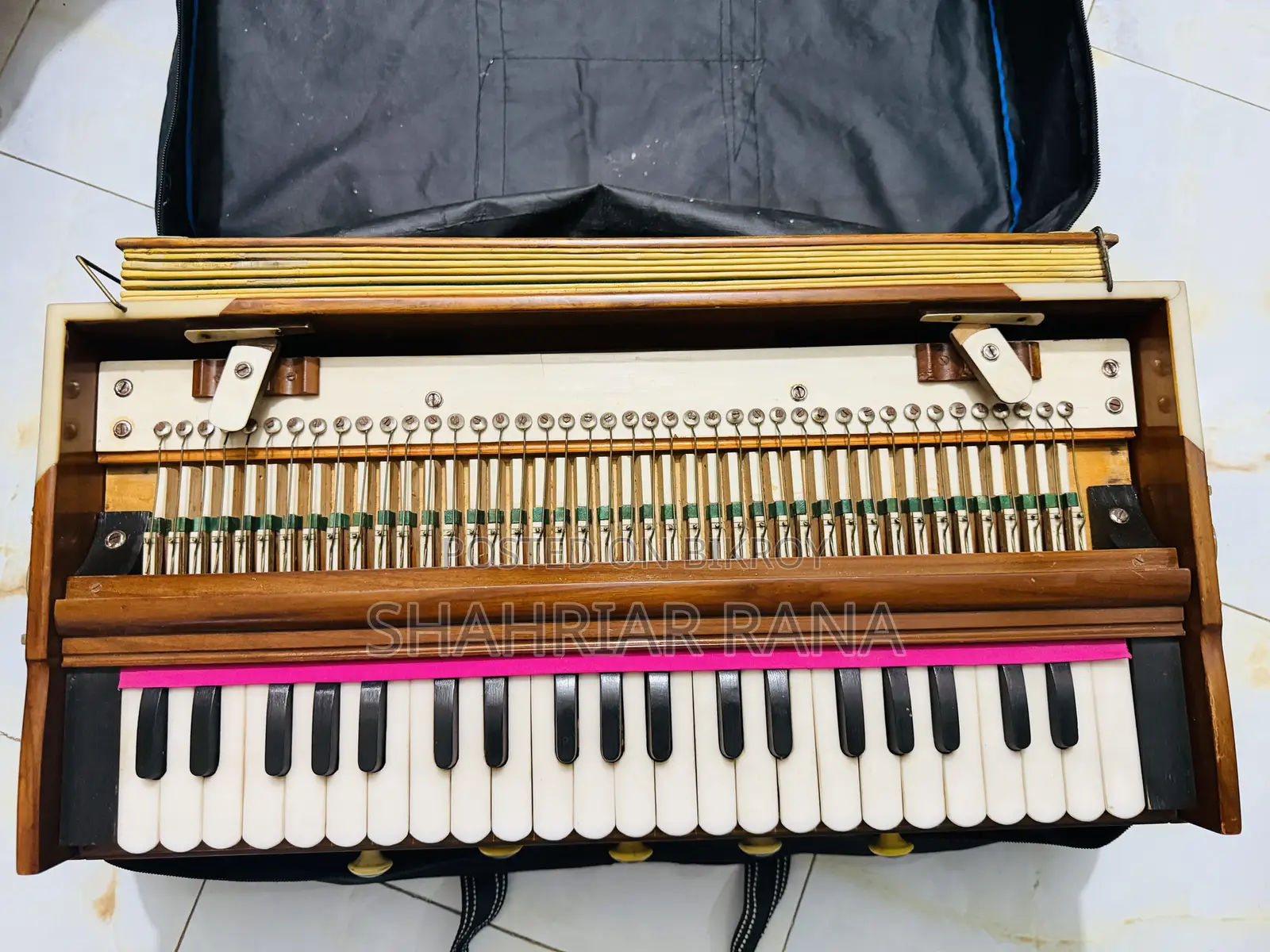 Traditional Harmonium