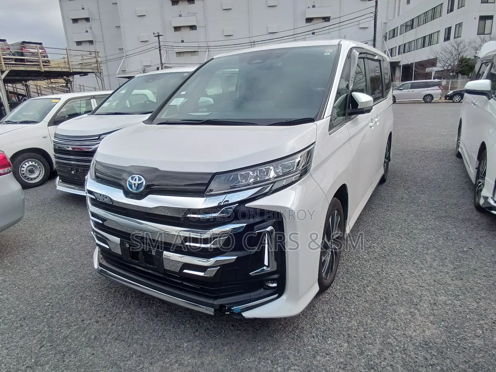 Toyota Noah 2023 Pearl
