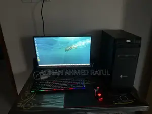 Gigabyte GA-H110MSTX-HD3-ZK 8GB Intel Core i7 SSHD+SSD 500GB