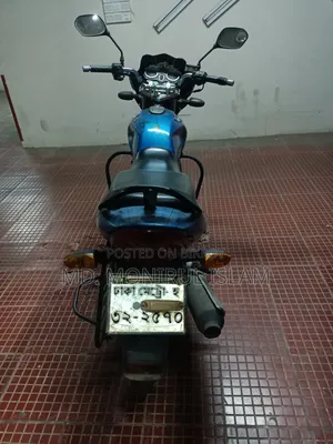 রানার বুলেট ১০০ ২০১৮ ব্লু