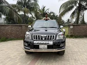 টয়োটা ল্যান্ড ক্রুজার প্রাডো ২০০৬ ব্ল্যাক