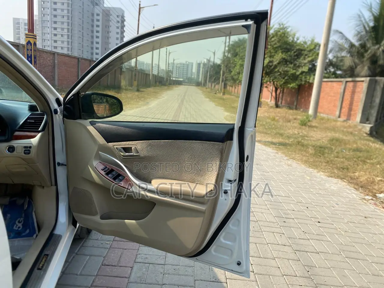 Toyota Premio 2014 Pearl
