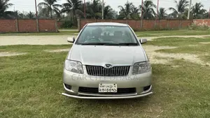 Toyota Corolla 2004 Gold