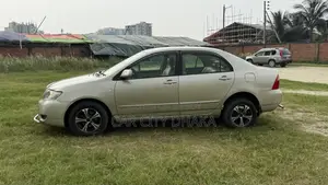 Toyota Corolla 2004 Gold