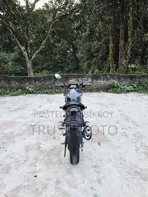 সুজুকি জিক্সার ২০২৩ ব্ল্যাক