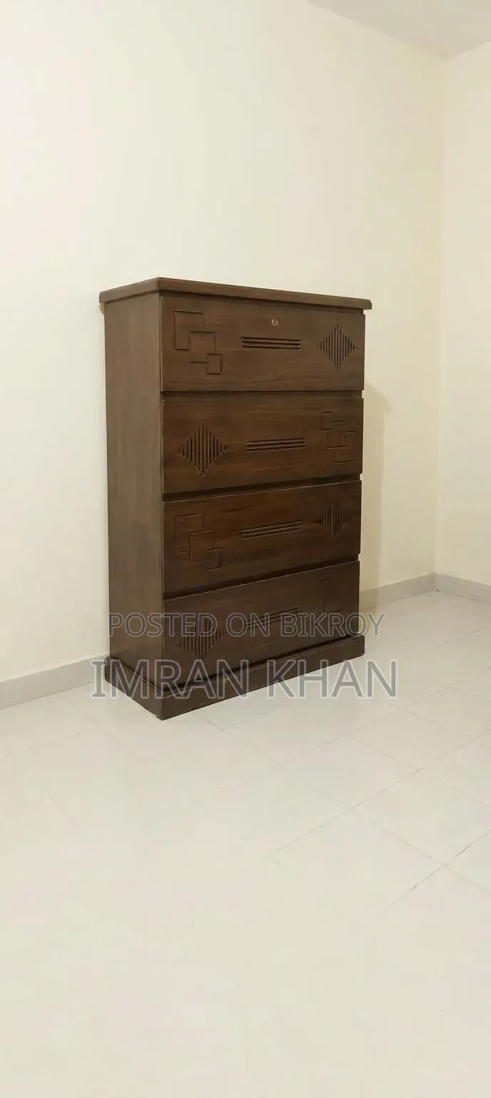 বেড ও ওয়ার্ডরোব