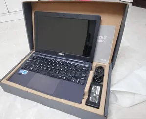 Laptop Asus E203MA 4GB Intel Celeron SSD 128GB