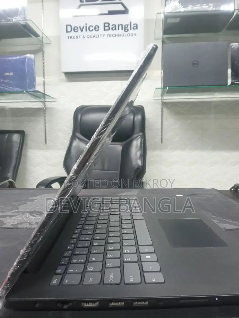 Laptop Lenovo IdeaPad 130 8GB Intel Core i5 SSD 128GB