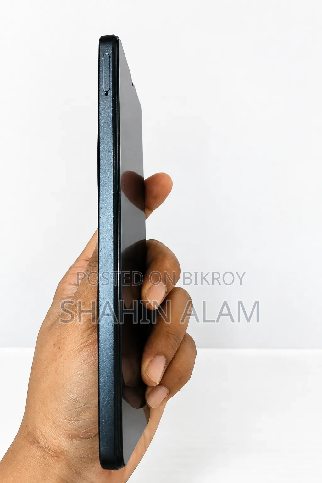 রিয়েলমি ১২৮ জিবি ব্ল্যাক
