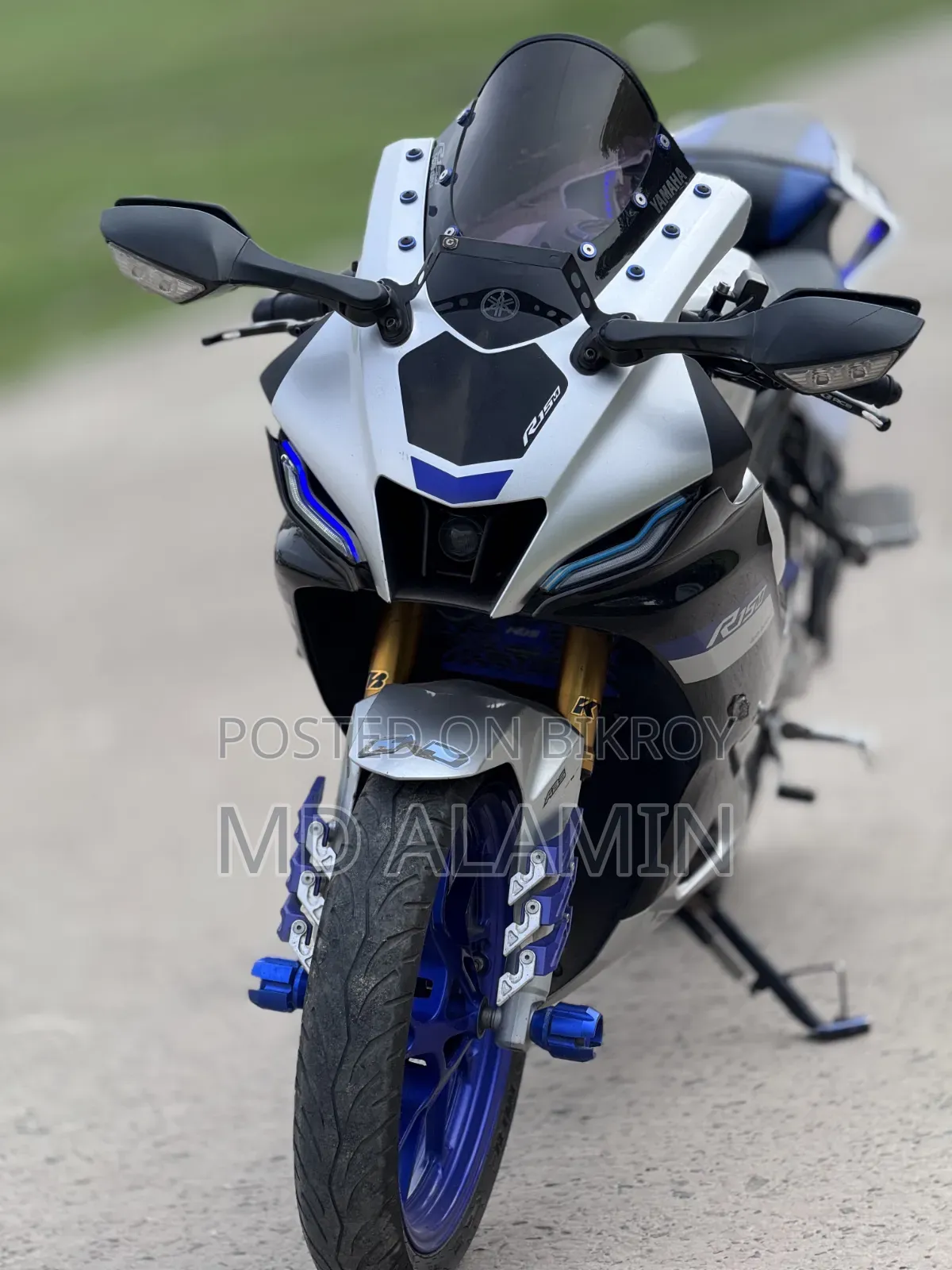 Yamaha R15M 2024 Silver