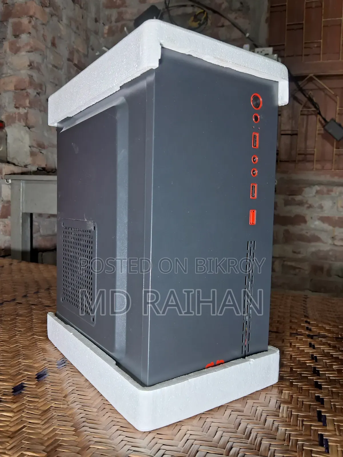 New Desktop Computer MSI model 4GB Intel Core i3 SSD 128GB