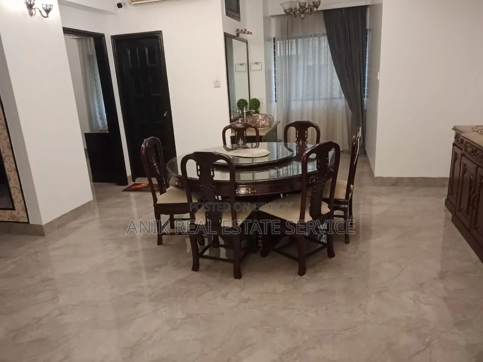 গুলশানের অনিক রিয়েল এস্টেটে চার বেডরুমের সাজানো ডুপ্লেক্স ভাড়া হবে