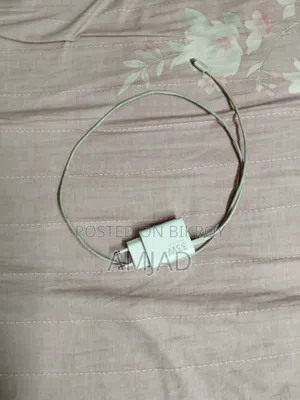 শাওমি অরিজিনাল সুপার ফাস্ট চার্জার ৩৩ ওয়াট