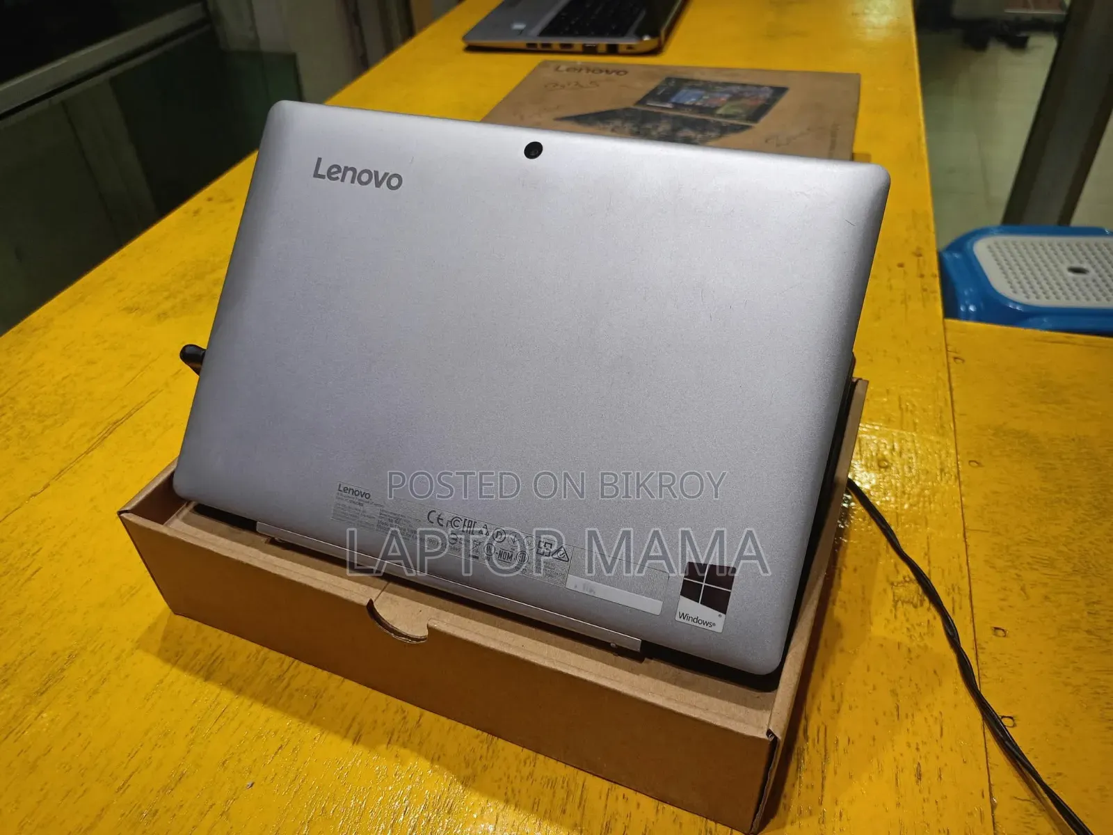 Laptop Lenovo 2GB Intel Celeron HDD 128GB