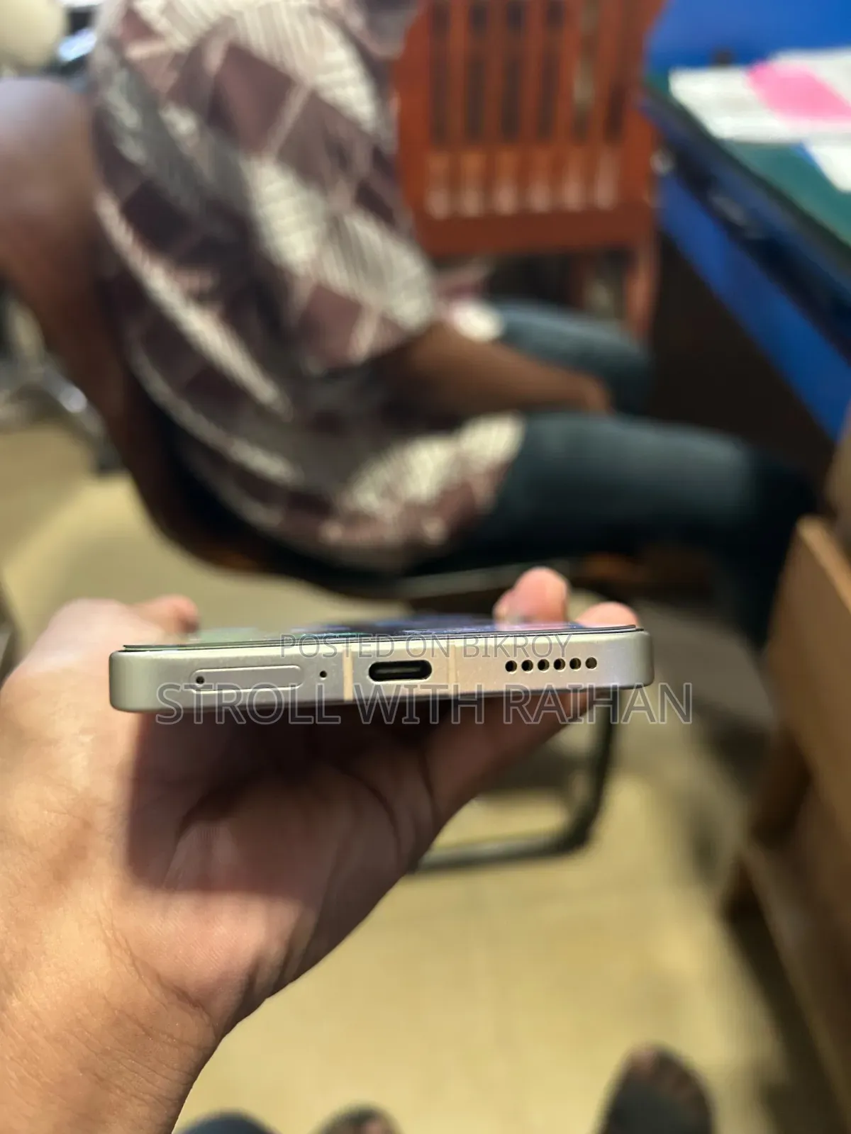 শাওমি রেডমি টার্বো ৪ প্রো ২৫৬ জিবি গোল্ড