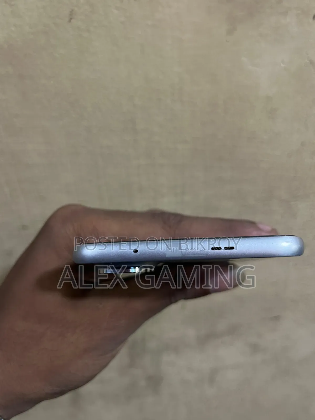 ইনফিনিক্স হট ৬০ প্রো প্লাস ১২৮ জিবি সিলভার