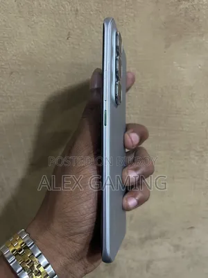 ইনফিনিক্স হট ৬০ প্রো প্লাস ১২৮ জিবি সিলভার