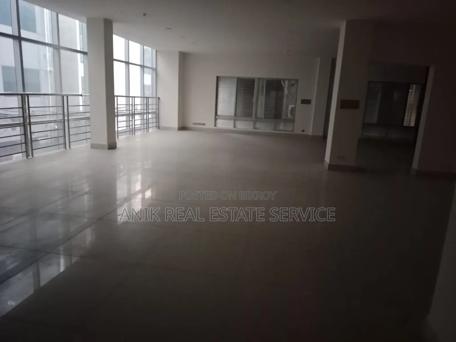 Commercial Ground Floor Duplex 5400 SFT Office Space Rent at Gulshan