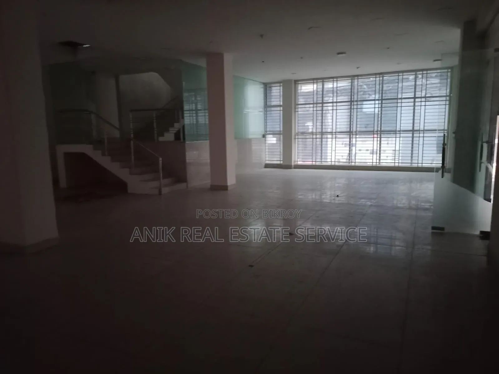 Commercial Ground Floor Duplex 5400 SFT Office Space Rent at Gulshan