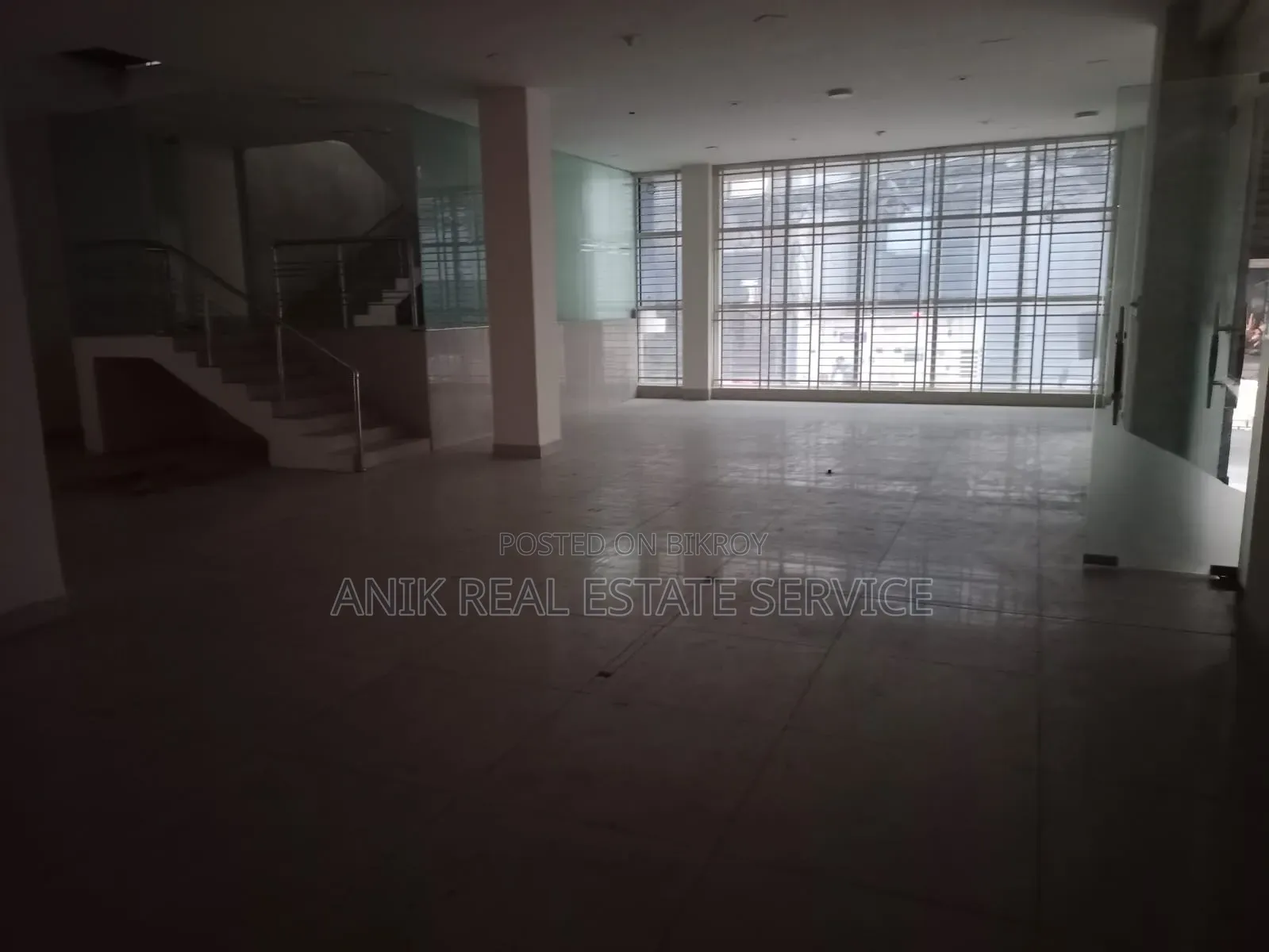 Commercial Ground Floor Duplex 5400 SFT Office Space Rent at Gulshan