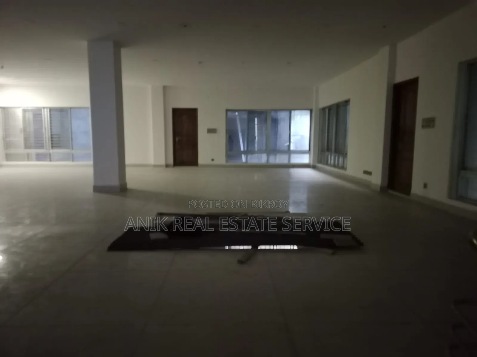 Commercial Ground Floor Duplex 5400 SFT Office Space Rent at Gulshan