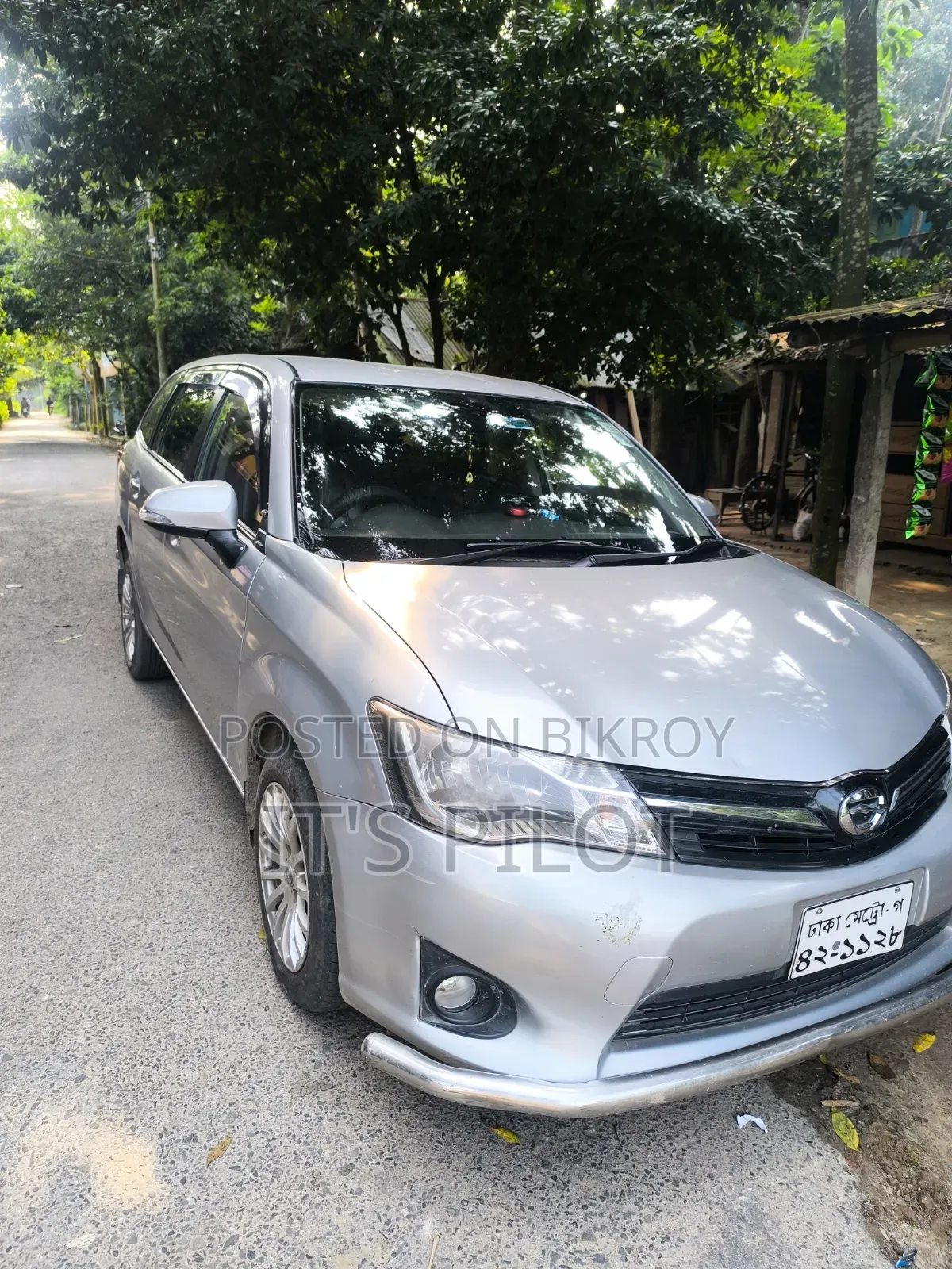 Toyota Corolla Fielder 2013 Silver