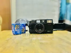 ইয়াশিকা ডিএক্স এমএফ২ রেট্রো ফিল্ম ক্যামেরা