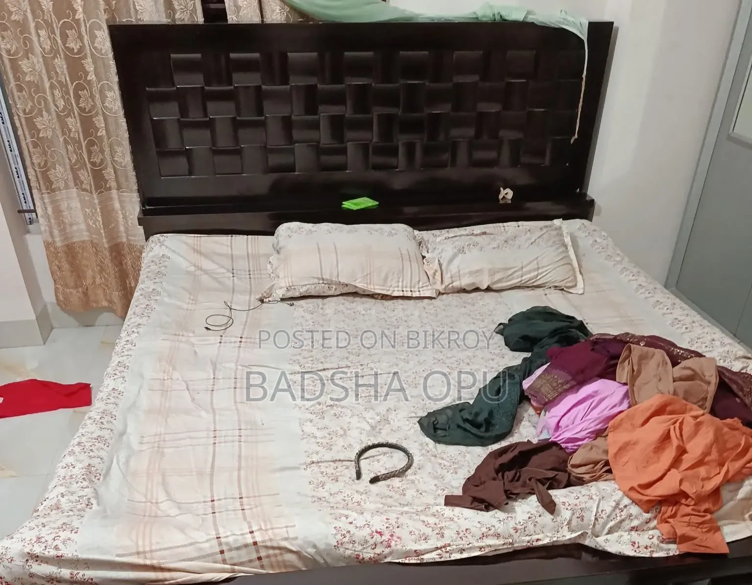 5 feet by 7 feet bed is still new, Location: Purbachal Khilgaon