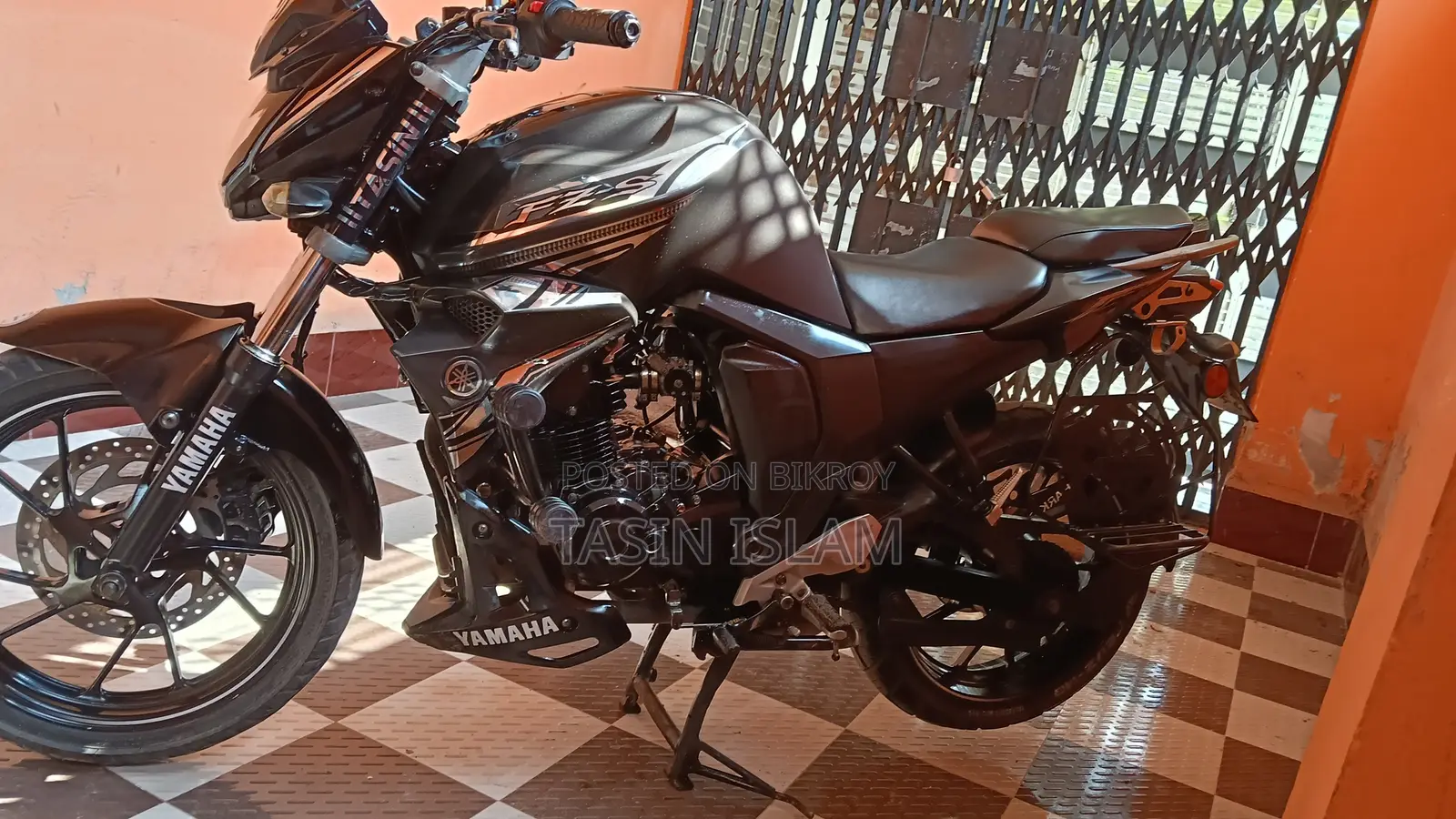 Yamaha FZS V2 2022 Black