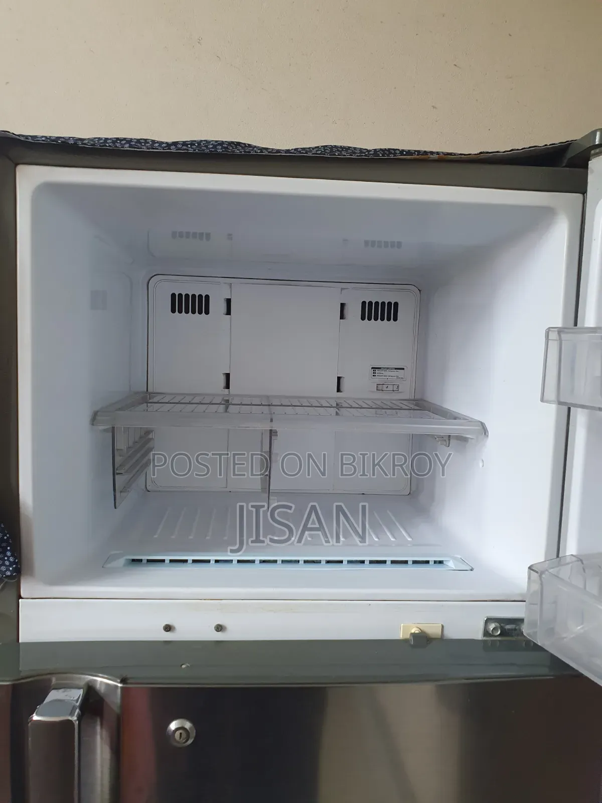 LG Refrigerator Sell