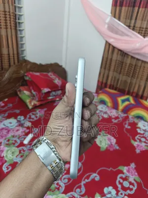 স্যামসাং গ্যালাক্সি এ৫৪ ১২৮ জিবি হোয়াইট