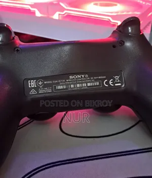 PS4 DualShock 4 Wireless Controller