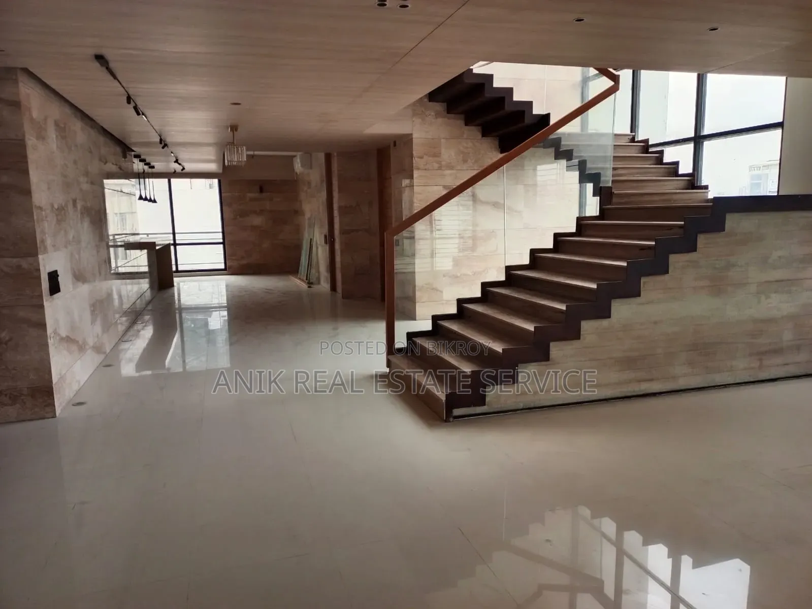 4 Bedroom Duplex in Anik Real Estate, Gulshan for Rent